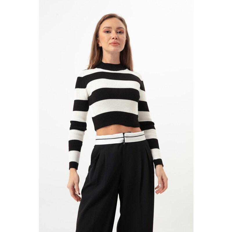 Lafaba Dámský černý pruhovaný svetr z pleteniny Lycra Crop