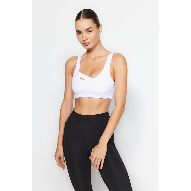 Trendyol White Medium Support/Sculpting Window/Cut Out Detail Knitted Sports Bra