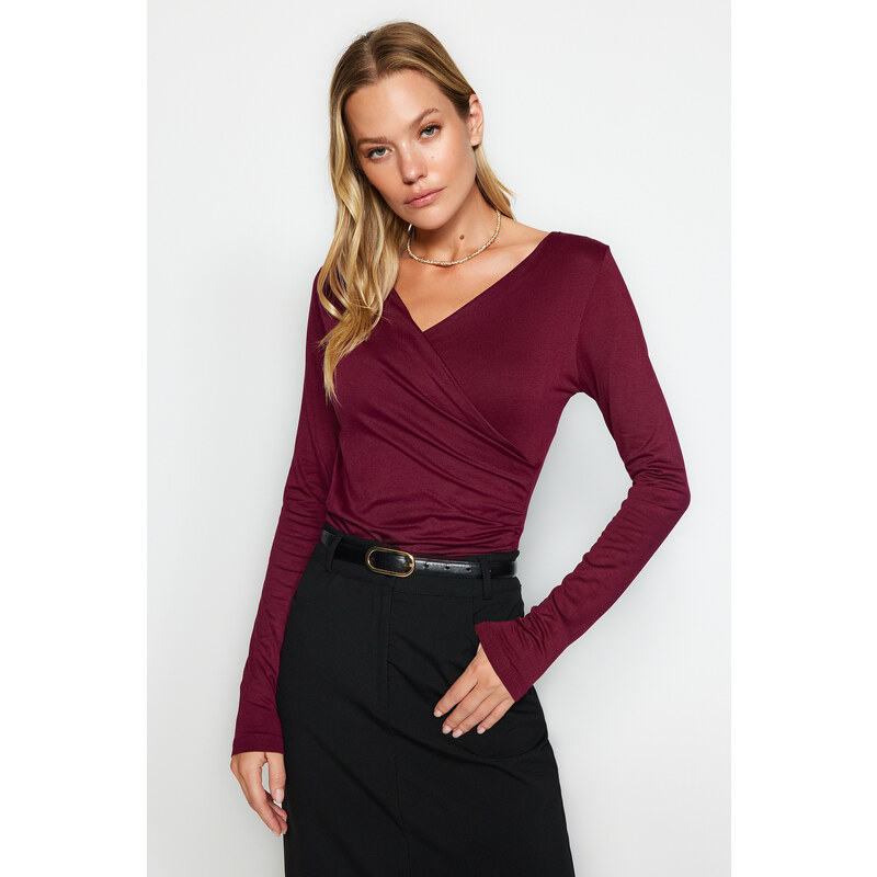 Trendyol Burgundy Fitted Viscose Gathered V-Neck Elastic Snaps Knitted Body