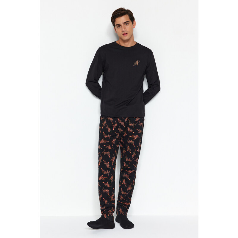 Trendyol Black Regular Fit Printed Knitted Pajamas Set