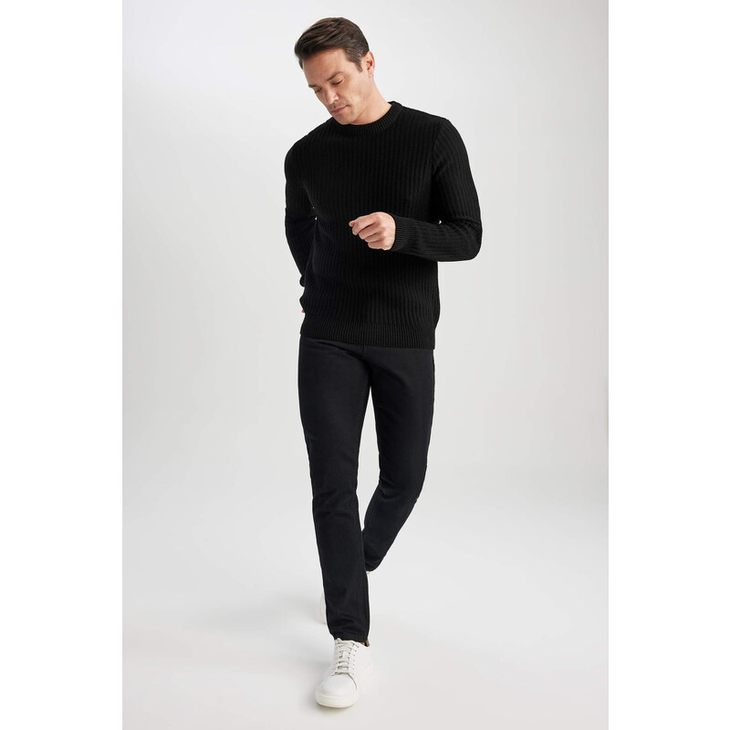 DEFACTO Standard Fit Crew Neck Knitwear Pullover