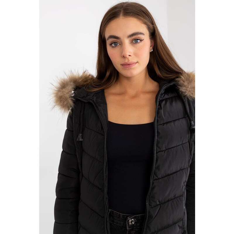 MladaModa Zimní bunda s odepínatelnou kožešinkou model 78118 černá
