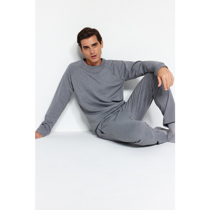 Trendyol Dark Gray Regular Fit Knitted Pajamas Set