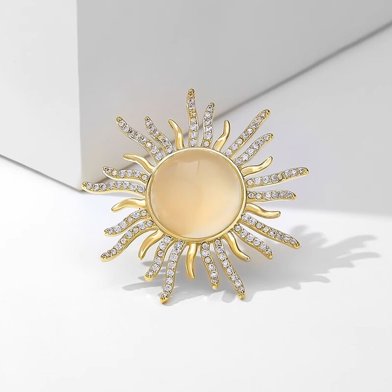 Éternelle Brož se zirkony a s opálem Solana - symbol slunce