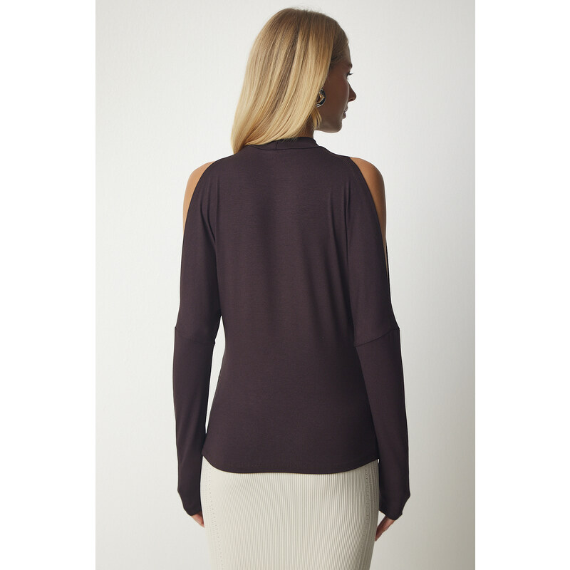 Happiness İstanbul Women's Dark Brown Stand-Up Collar Open-Shoulder Knitwear Blouse