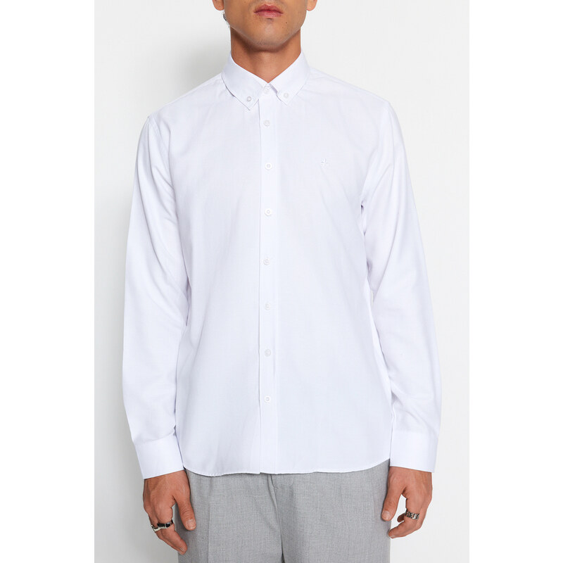 Trendyol White Regular Fit Embroidery Detailed Shirt