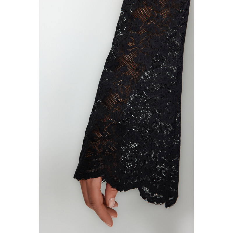 Trendyol Black Crop Knitted Unlined Lace Blouse