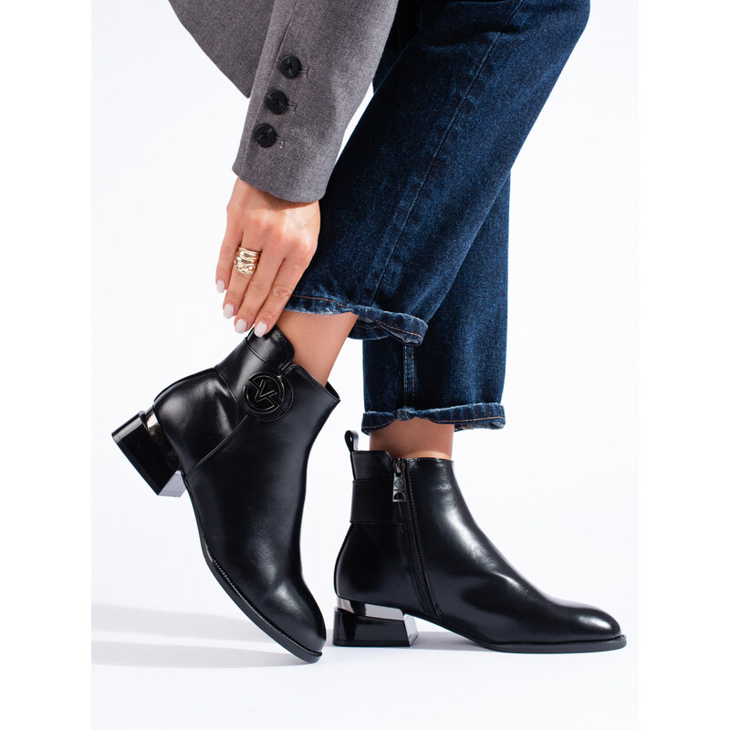 Black elegant flat boots Vinceza