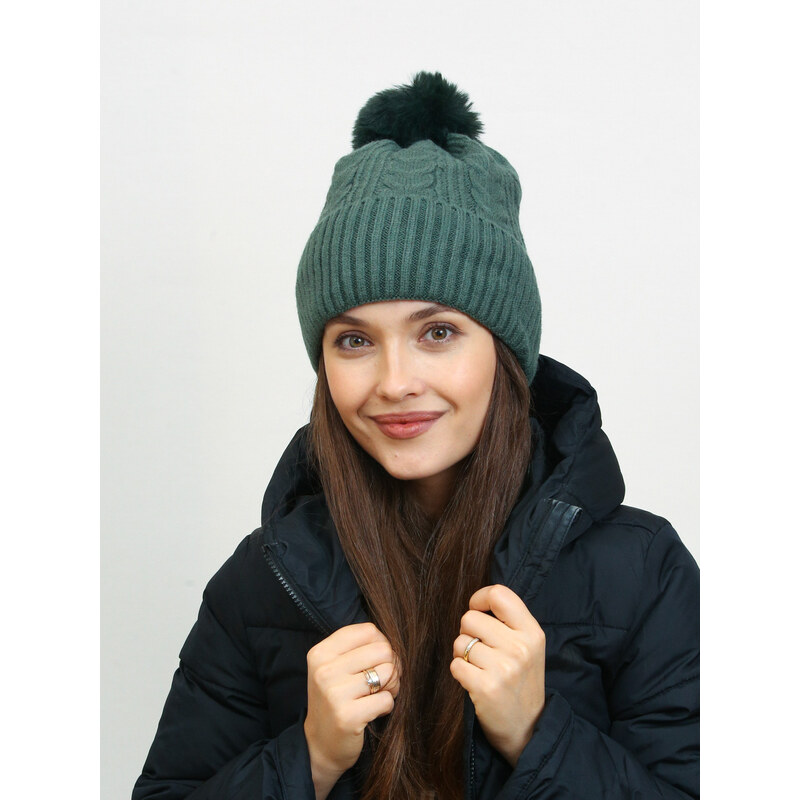 Green women's hat with Shelvt pompom