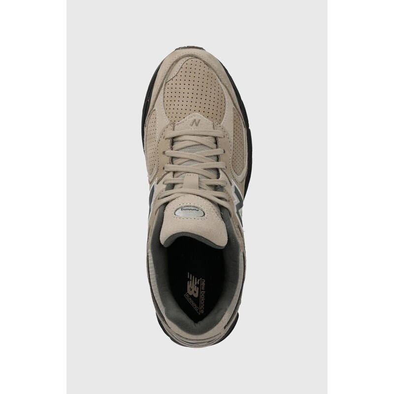 Sneakers boty New Balance M2002REG hnědá barva