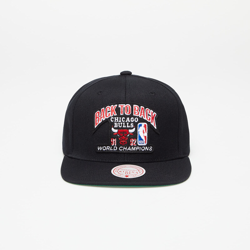 Kšiltovka Mitchell & Ness NBA 91/92 B2B Champs Snapback Hwc Chicago Bulls Black