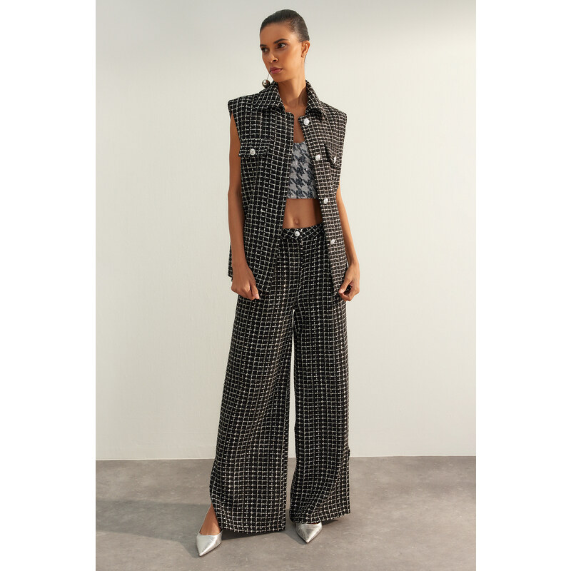 Trendyol Black Limited Edition Fitted Woven Plaid Vest 107067710