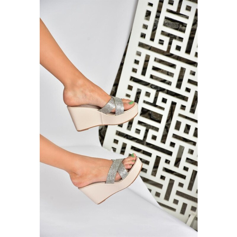 Fox Shoes P572282109 Women's Beige Stone Detailed Wedge Heels Women's Slippers