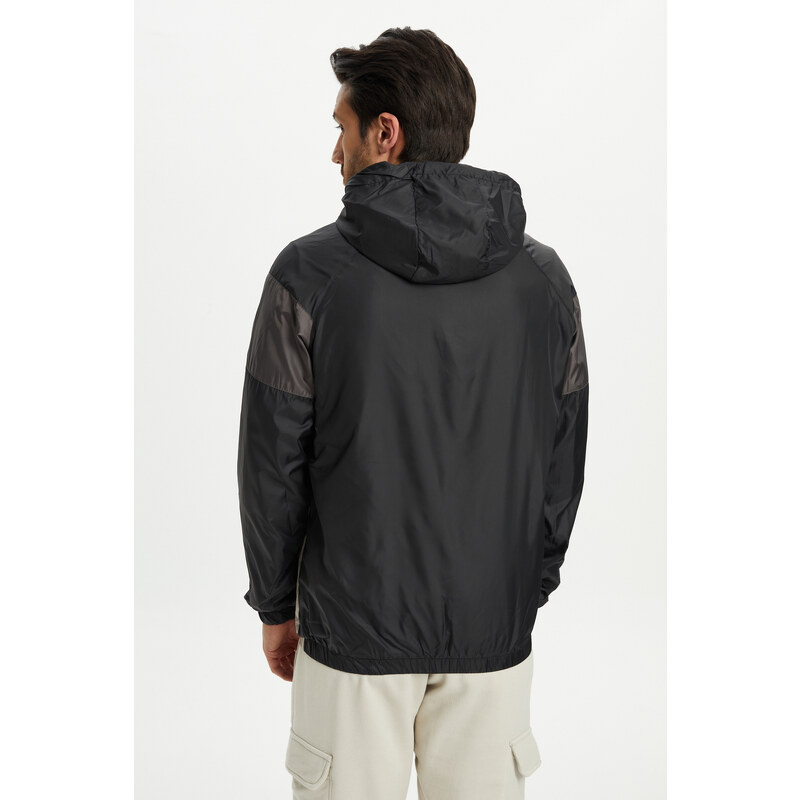 River Club Men's Black-anthracite Water And Wind Resistant Sports Raincoat