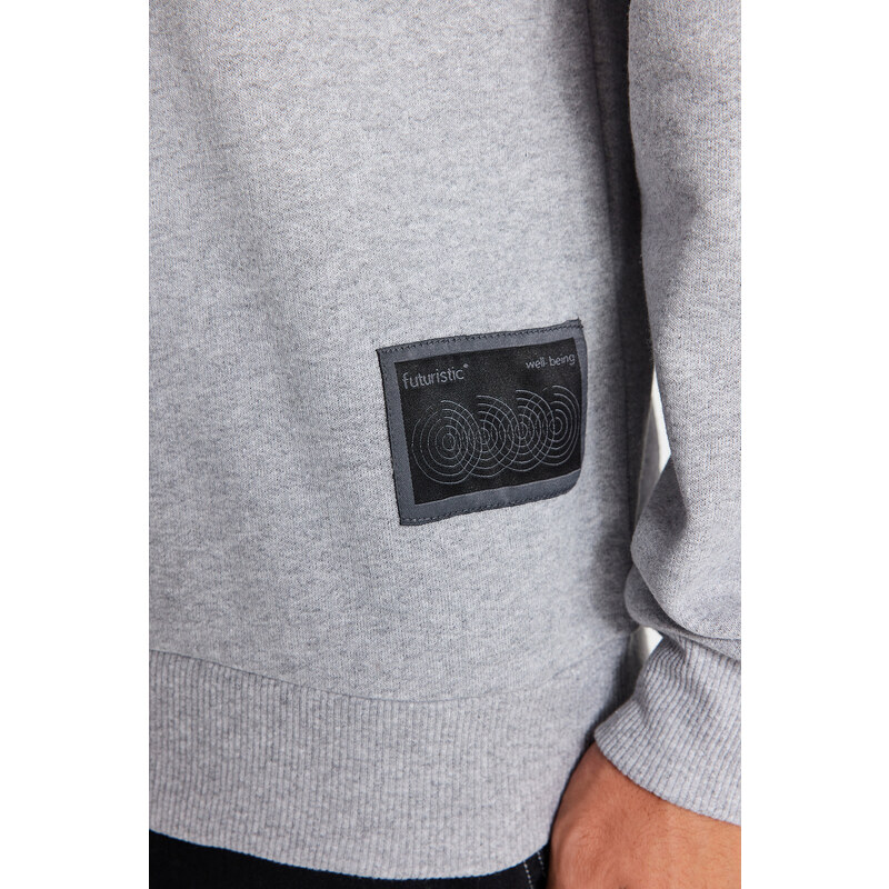 Trendyol Gray Regular/Normal Cut Contrast Label Thick Sweatshirt with Fleece Inside