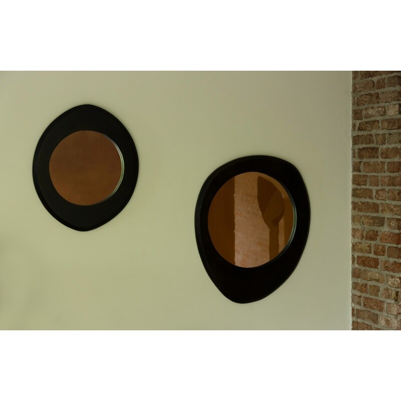 Černé dřevěné závěsné zrcadlo DUTCHBONE AREN S