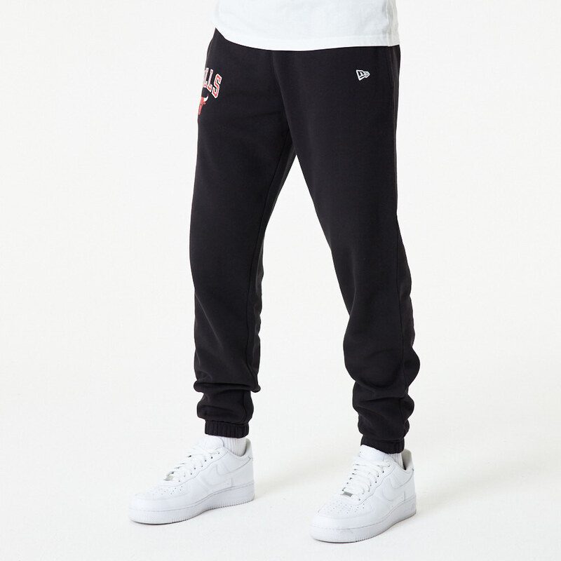 NEW ERA NBA essentials jogger CHIBUL Pánské tepláky 60416730