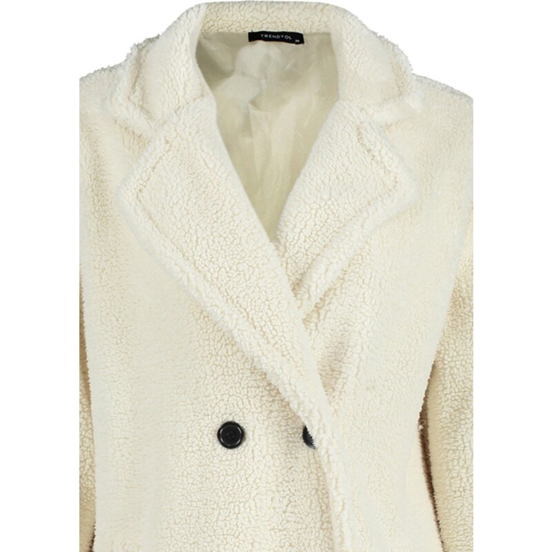 Trendyol Oversize Ecru Wide-Cut Long Plush Coat