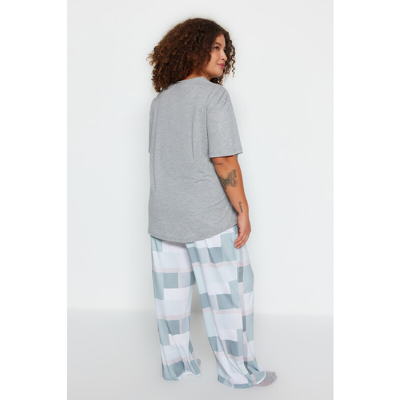 Trendyol Curve Gray Printed Checkered Knitted Pajamas Set