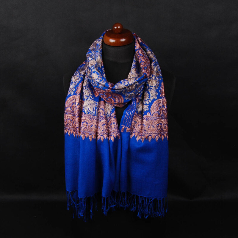 Pranita Kašmírská vlněná šála vyšívaná hedvábím modrá s hnědou