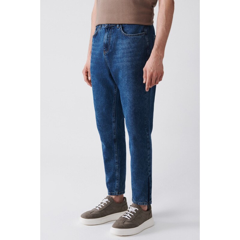 Avva Men's Dark Blue Oslo Random Wash 100% Cotton Carrot Fit Jeans