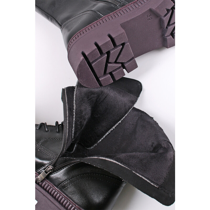 Marco Tozzi Černo-fialové šněrovací kotníkové boty 2-25703