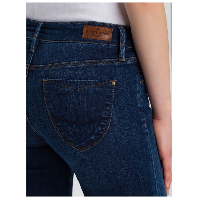 Dámské jeans CROSS ROSE dark blue used