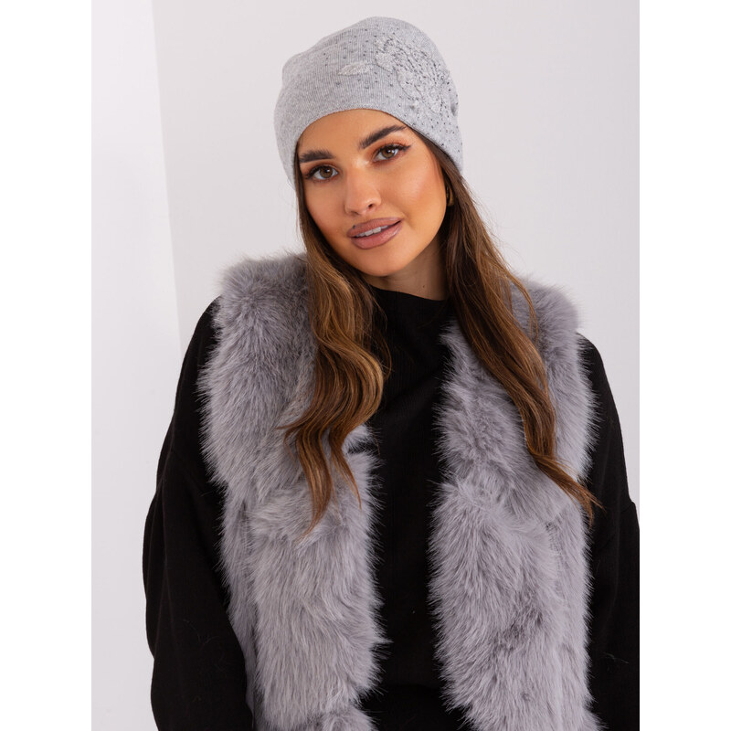 Fashionhunters Pletená zimní čepice v šedé barvě