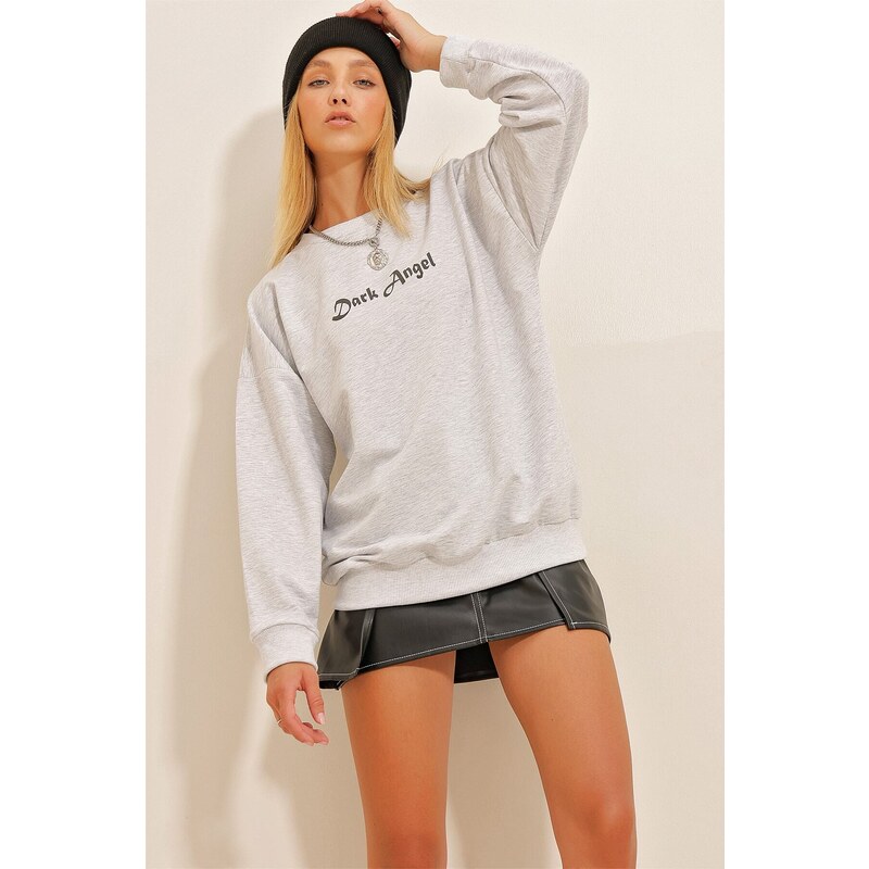 Trend Alaçatı Stili Women's Gray Crew Neck Front And Back Wing Printed Oversize Sweatshirt
