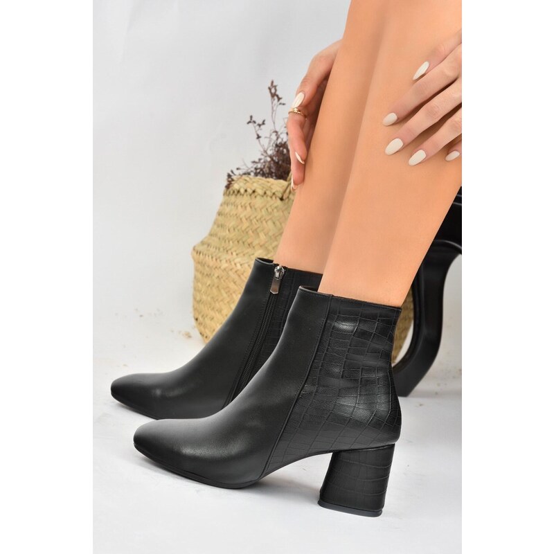 Fox Shoes Women's Black Crocodile Print Thick Heeled Boots
