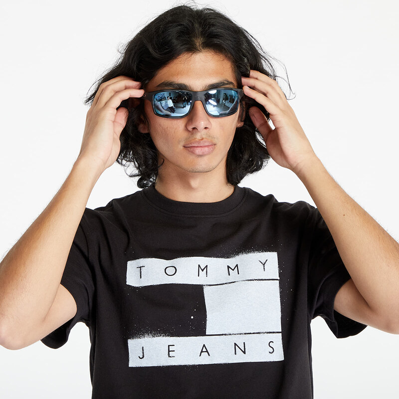 Tommy Hilfiger Pánské tričko Tommy Jeans Classic Spray Flag T-Shirt Black