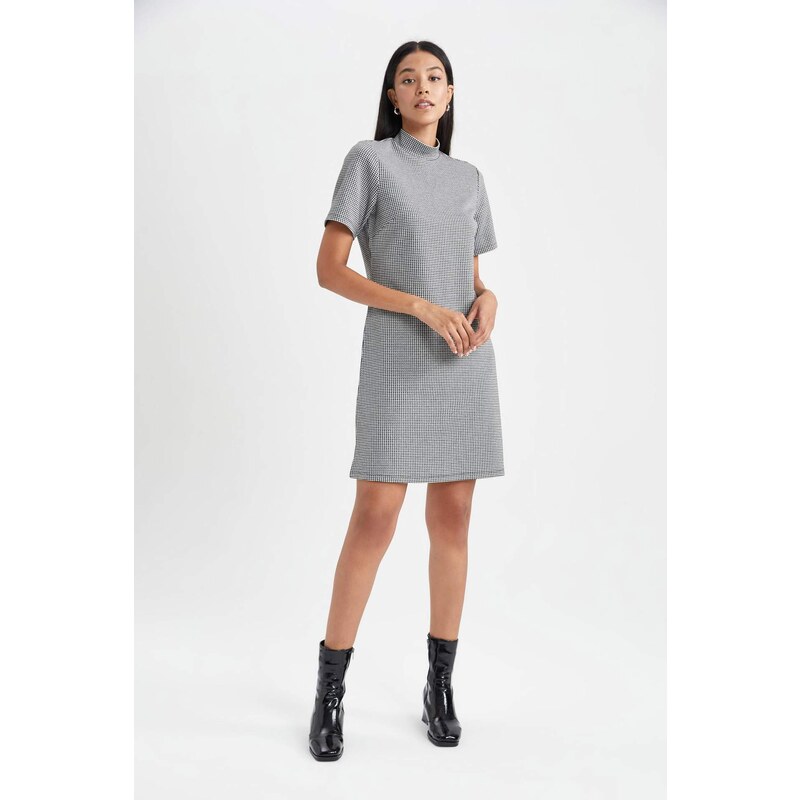 DEFACTO A Cut Half Turtleneck Crowbar Mini Short Sleeve Knitted Dress