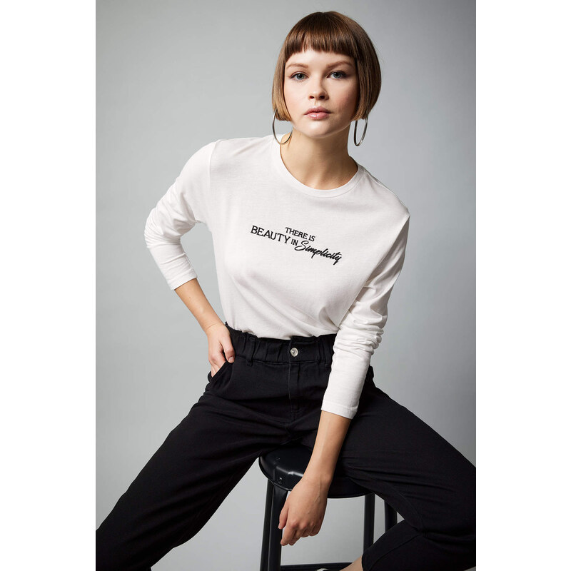 DEFACTO Regular Fit Crew Neck Slogan modal Long Sleeve T-Shirt