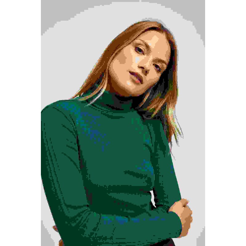 Marisse Emerald Ribbed Turtleneck Blouse