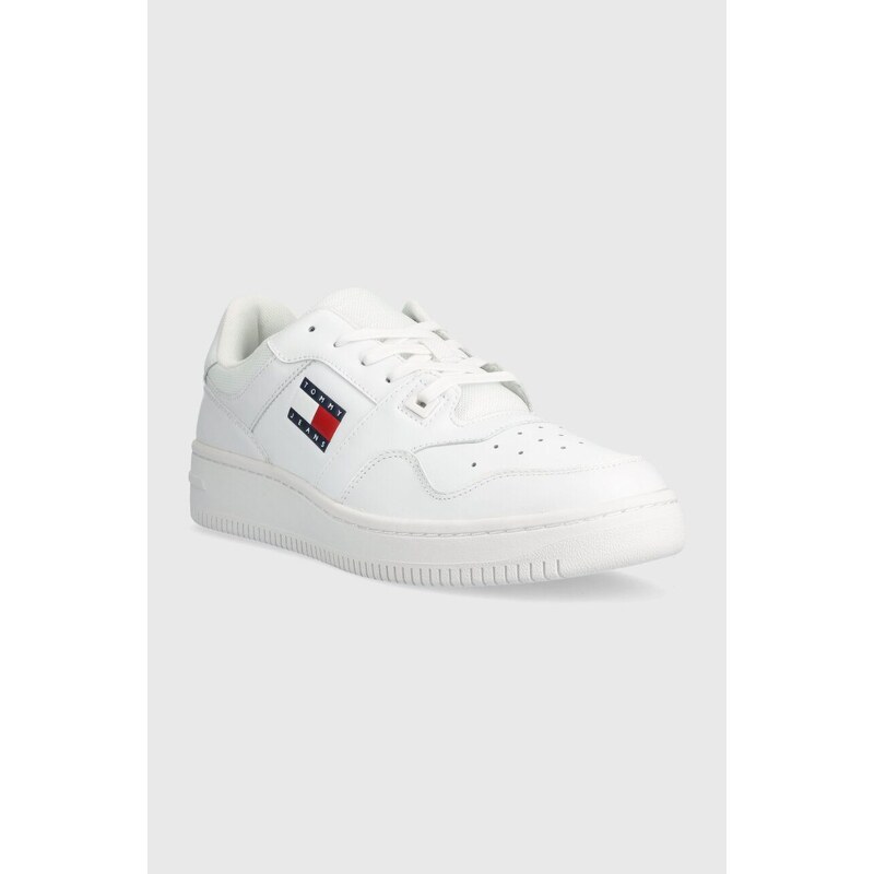 Kožené sneakers boty Tommy Jeans TJM RETRO BASKET ESS bílá barva, EM0EM01395