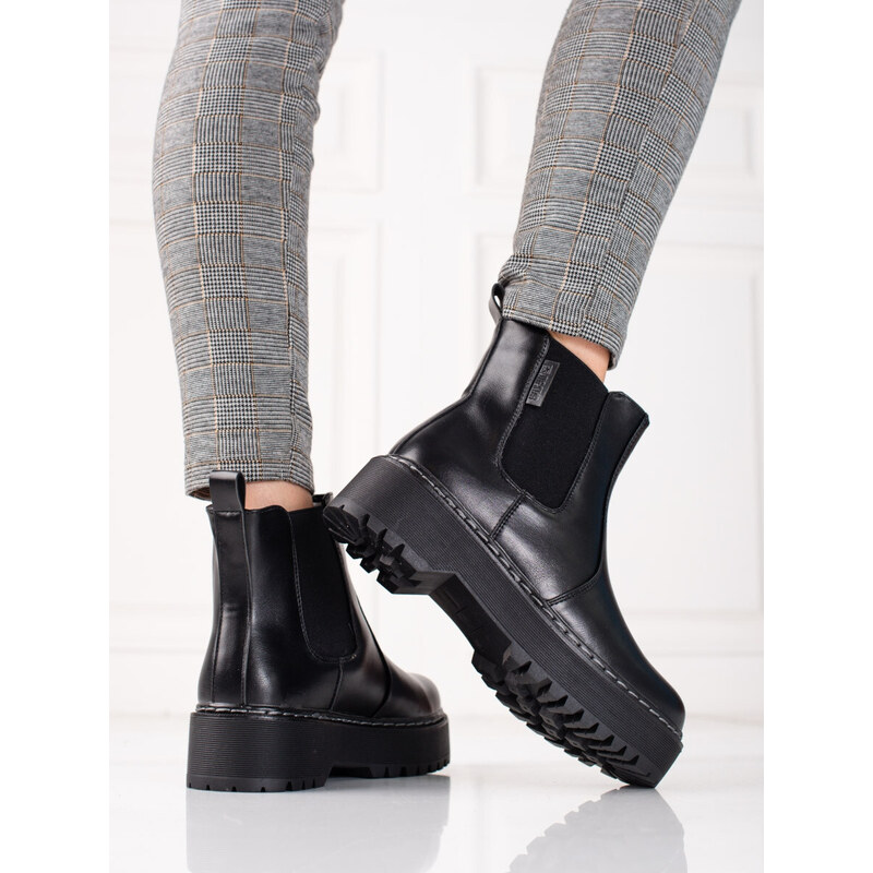 Stylové dámské kotníčkové boty na plochém podpatku