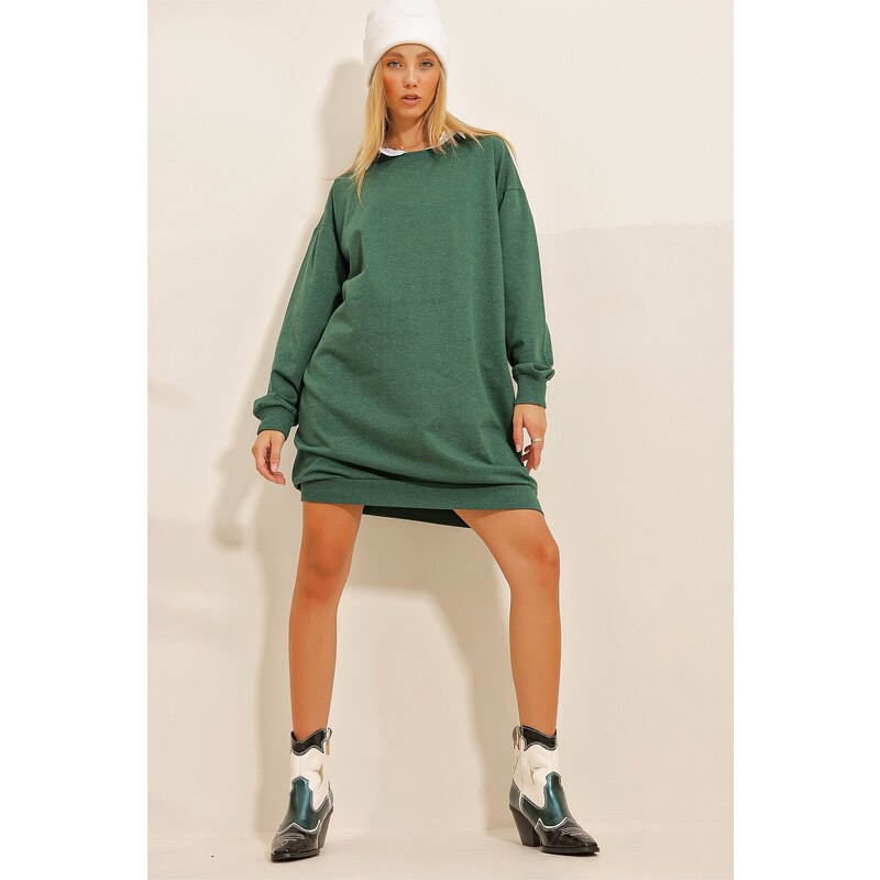 Trend Alaçatı Stili Women's Walnut Green Crew Neck Oversize Sweatshirt Dress