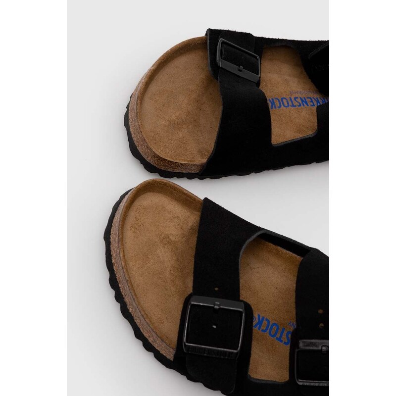 Semišové pantofle Birkenstock Arizona pánské, černá barva