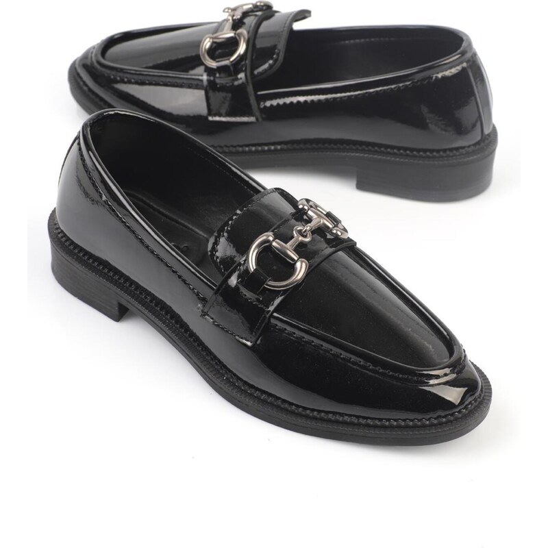 Capone Outfitters Women's Loafers with Metal Buckles