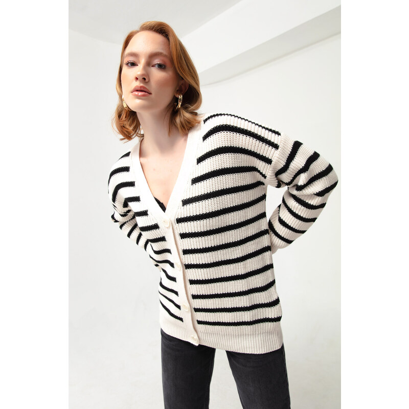 Lafaba Women's White Striped Button Detailed Knitwear Cardigan