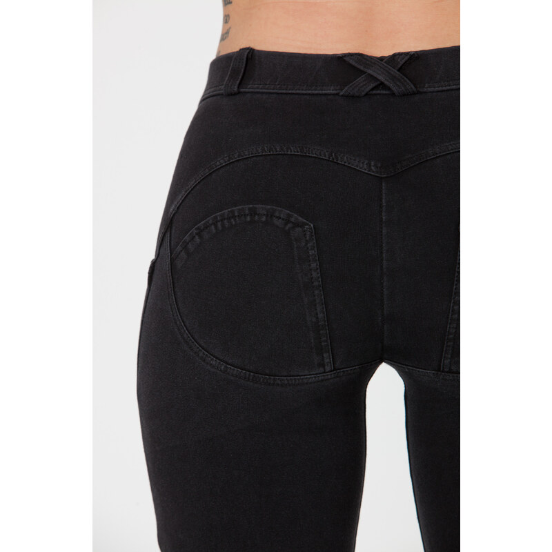 Dámské kalhoty Jeans Mid Waist BST1 černé - Boost