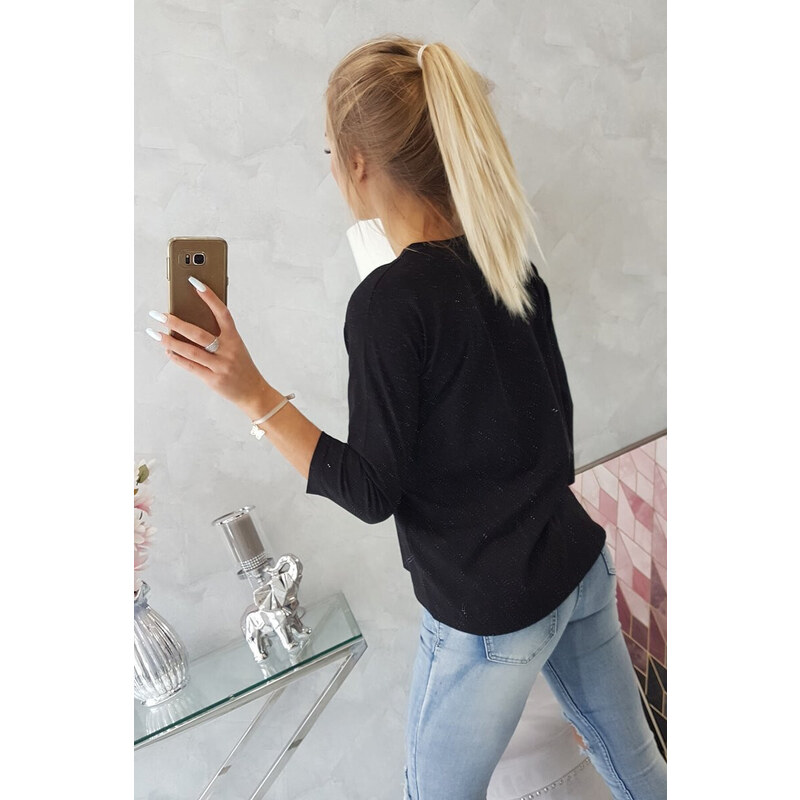 Halenka s grafikou dívky ve 3D model 18743940 černá - K-Fashion