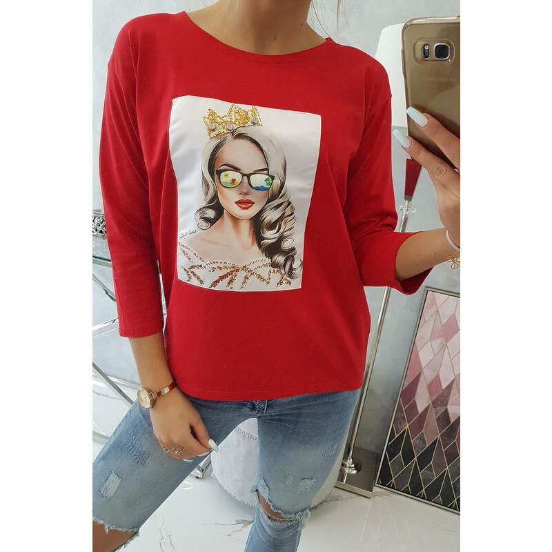 Halenka s grafikou dívky v 3D model 18743944 červená - K-Fashion