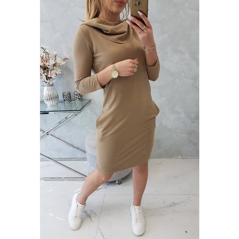 K-Fashion Šaty s kapucí a kapsami camel