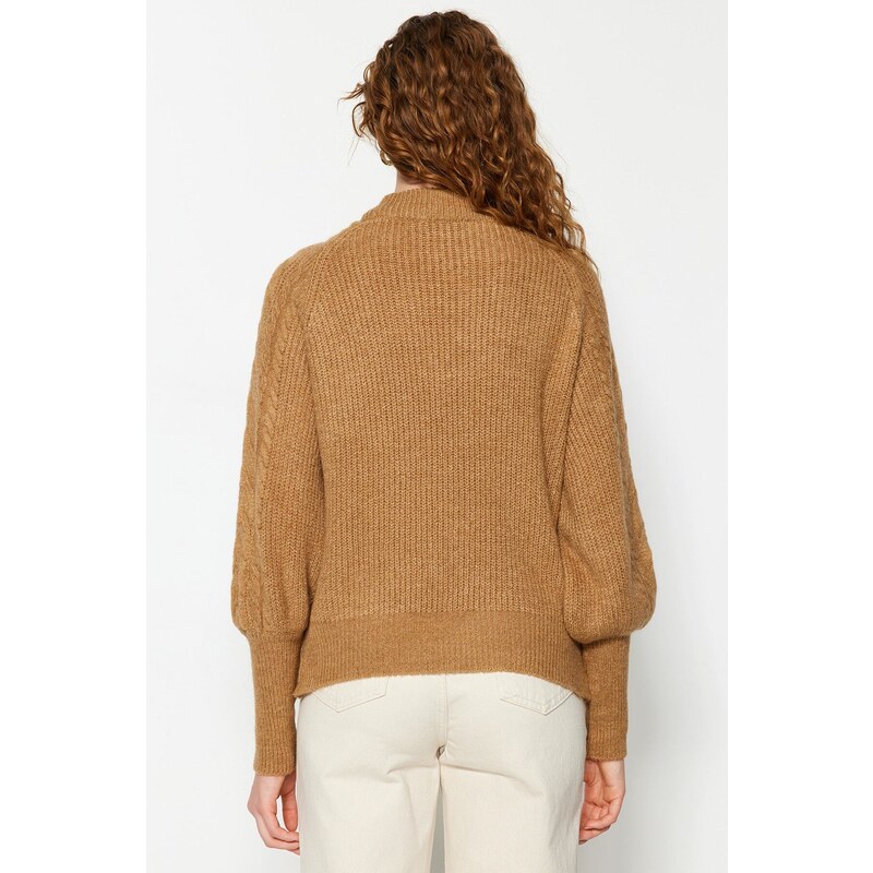 Trendyol Camel Pletený pletený svetr s měkkou texturou