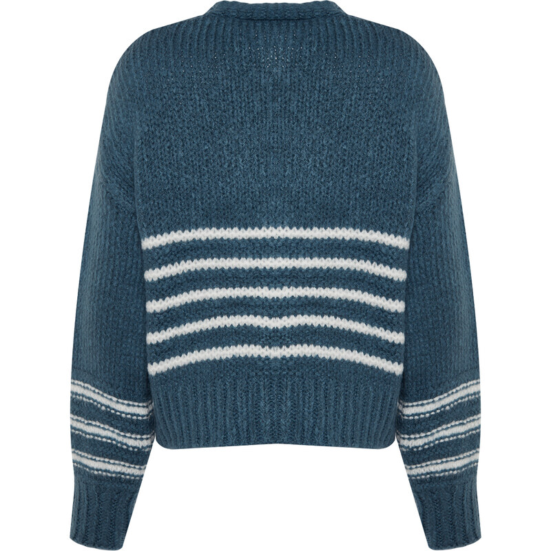 Trendyol Indigo Měkký texturovaný pruhovaný pletený svetr