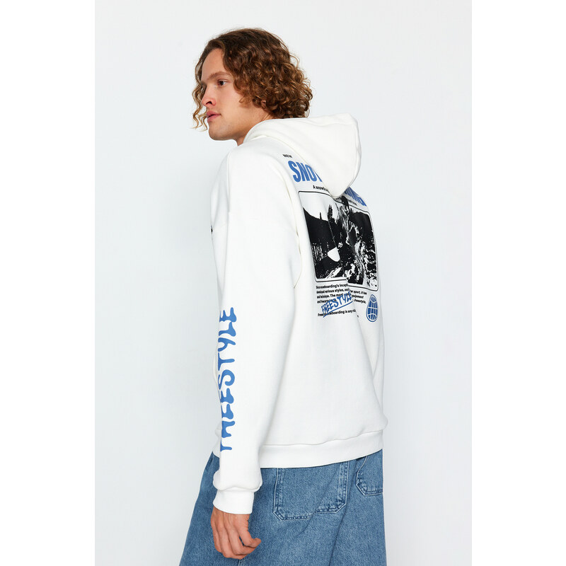 Trendyol Ecru Oversize/Wide-Fit Fluffy Ski Printed Fleece Inner Cotton Sweatshirt