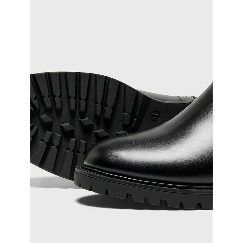 Černé dámské kotníkové boty ONLY Tina - Dámské