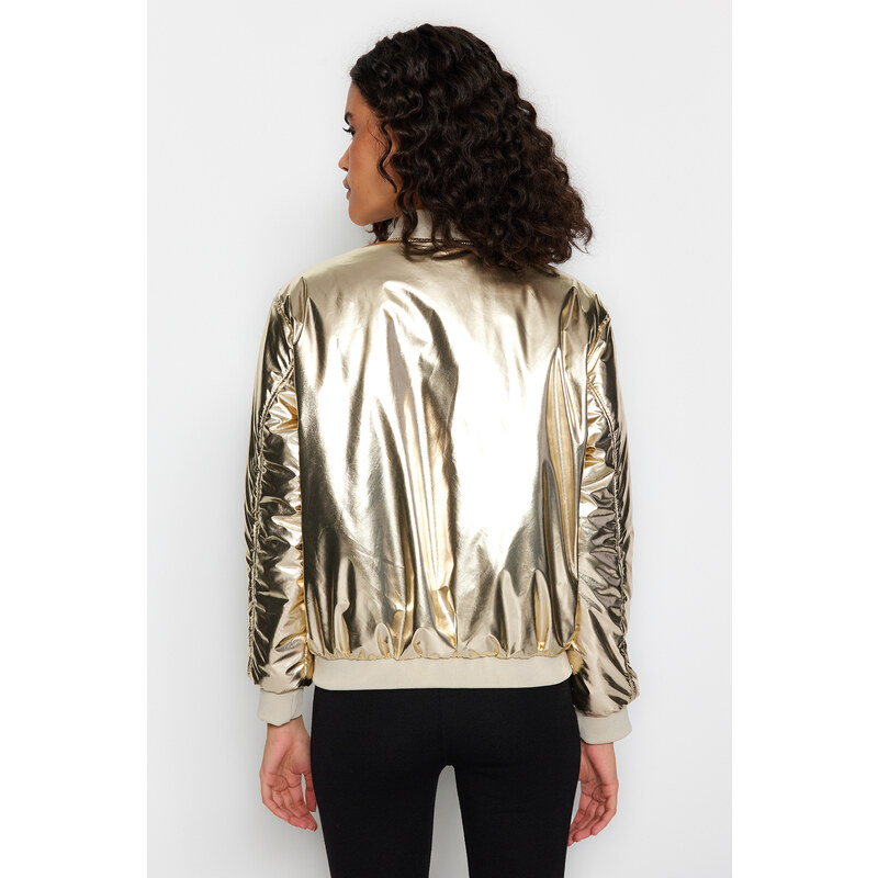 Trendyol Gold Oversize Shiny Bomber vodoodpudivý bundový kabát