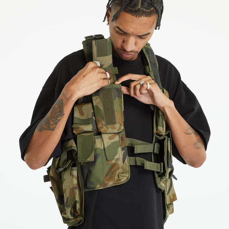 Pánská vesta Urban Classics Tactical Vest Camo Green